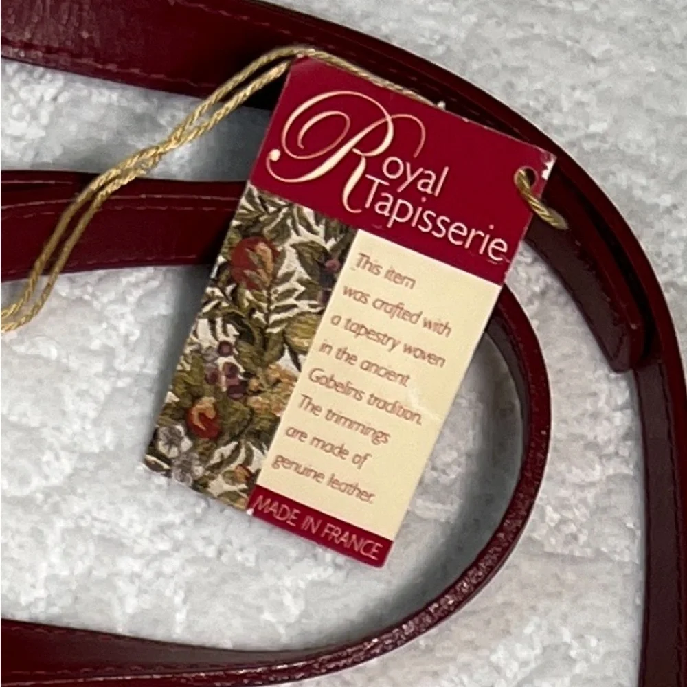 Signare Tapestry Rendezvous crossbody tapestry and leather bag - Picture 11 of 11